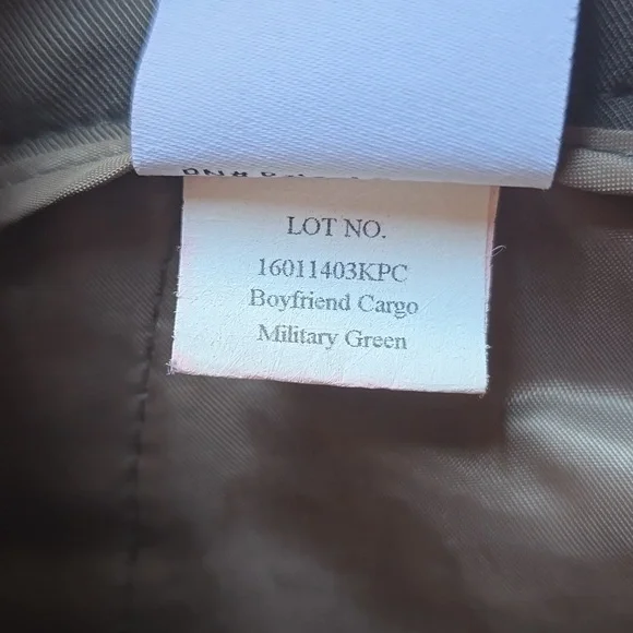 James Jeans, Boyfriend Cargo Military Green Pants, EUC, Women's 26 - Picture 14 of 15